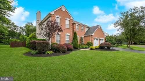 104 Equestrian Dr, NEW HOPE, PA, 18938-5800 | Card Image