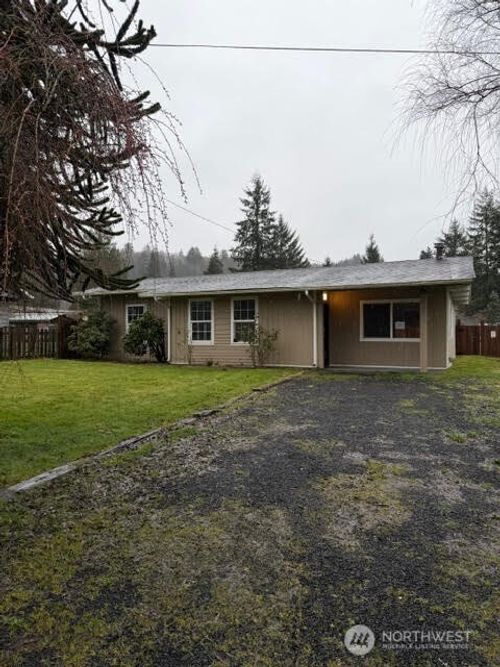 2 Evergreen Village Ln, Elma, WA, 98541-9218 | Card Image