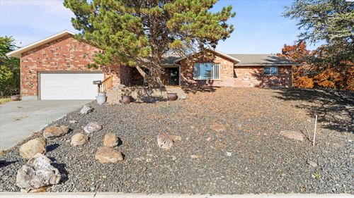 4202 Maple Ln, West Richland, WA, 99353-9043 | Card Image