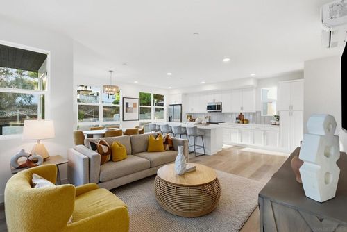4-1001 32nd St, San Diego, CA, 92102-3359 | Card Image