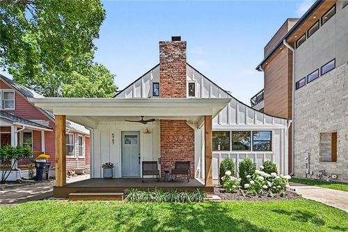4707 Terrace St, Kansas City, MO, 64112-1129 | Card Image