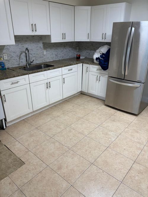 228 Ne 26th St, Pompano Beach, FL, 33064-3864 | Card Image