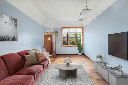 233 Battery Ave, Brooklyn, NY, 11209-7140 | Card Image