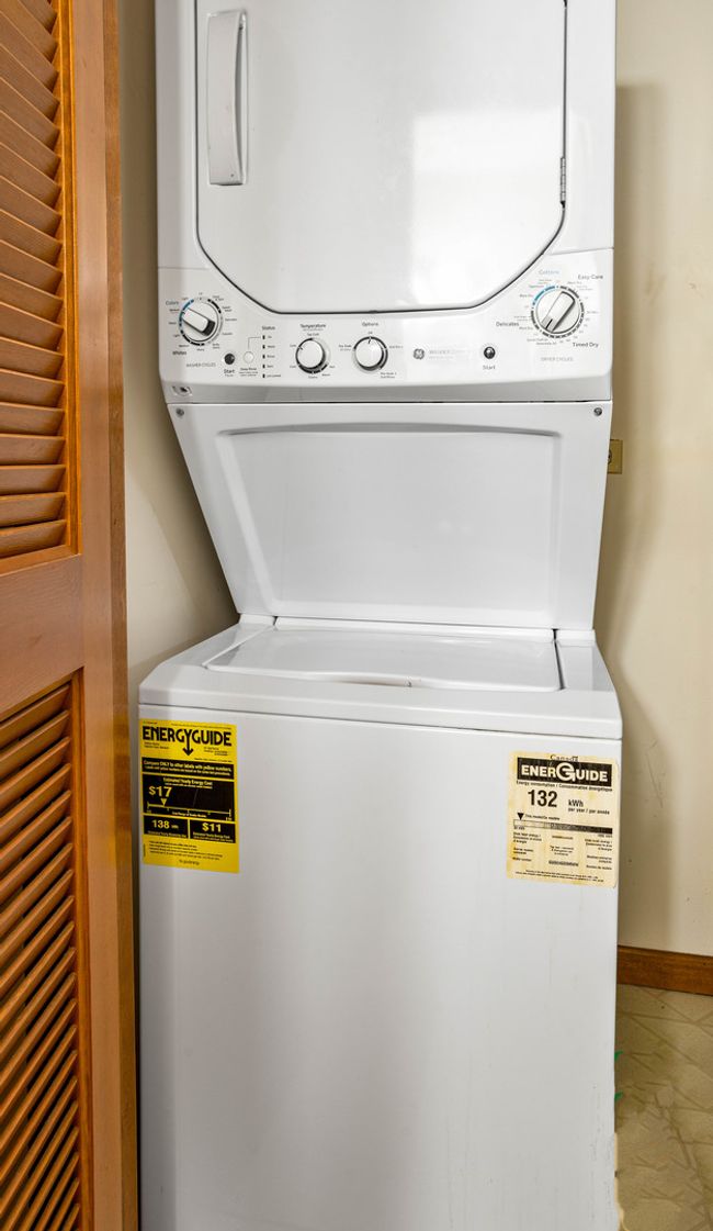 In unit stacked washer and dryer | Image 15