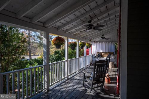 560 Richmond Rd, AMISSVILLE, VA, 20106-4335 | Card Image