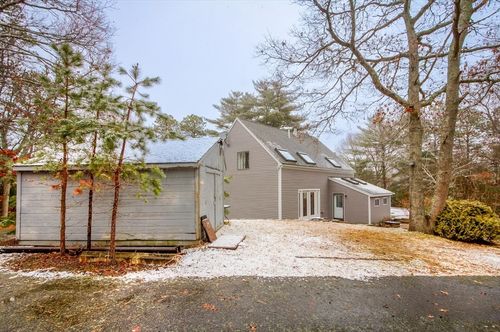 10 Sandy Ln, Bourne, MA, 02532-3914 | Card Image