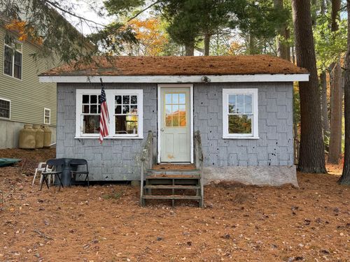 100 Kendall Pond W, Gardner, MA, 01440-2892 | Card Image