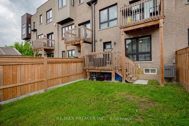89 Gridiron Gate, House attached with 5 bedrooms, 4 bathrooms and 1 parking in Vaughan ON | Image 37