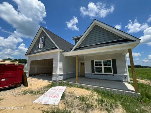 3755 Huntcliff Dr, La Grange, NC, 28551-8931 | Card Image