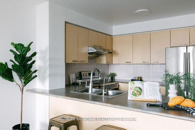 605 - 62 Suncrest Blvd, Condo with 2 bedrooms, 1 bathrooms and 2 parking in Thornhill ON | Image 10