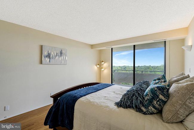 APT-903 - 1800 Old Meadow Rd, Condo with 2 bedrooms, 2 bathrooms and null parking in MCLEAN VA | Image 12