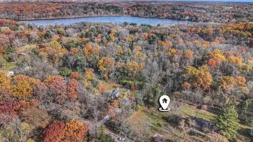 2374 Newport Rd, Ann Arbor, MI, 48103-2263 | Card Image