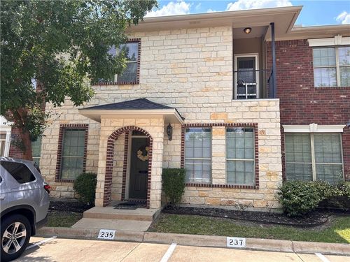 235 Forest Dr, College Station, TX, 77840-2081 | Card Image