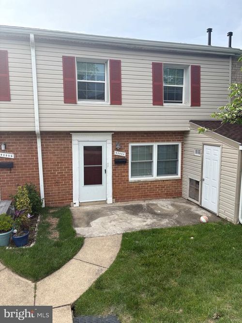 apt-e-9200 Bridle Path Ln, LAUREL, MD, 20723-1545 | Card Image