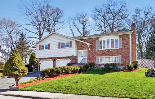 25 Gloversbrook Rd, Randolph, MA, 02368-3905 | Card Image