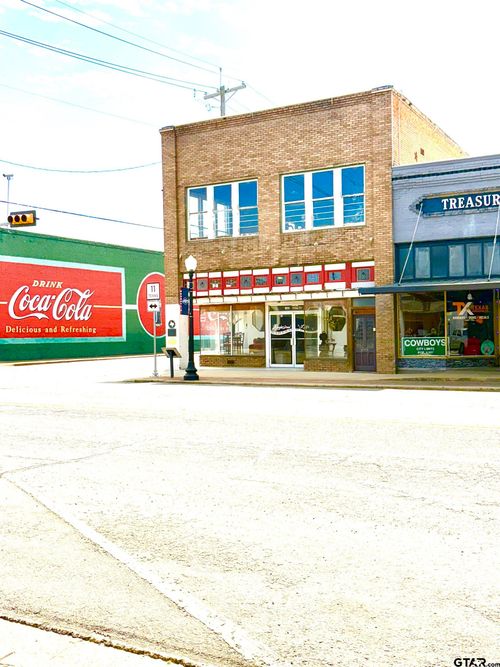 102 Quitman St, Pittsburg, TX, 75686-1322 | Card Image