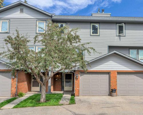 19-64 Woodacres Crescent Sw, Calgary, AB, T2W4V5 | Card Image