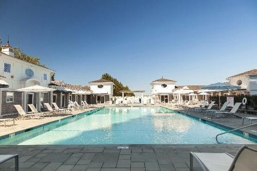 303-1 Tower Dr, Portsmouth, RI, 02871-1634 | Card Image