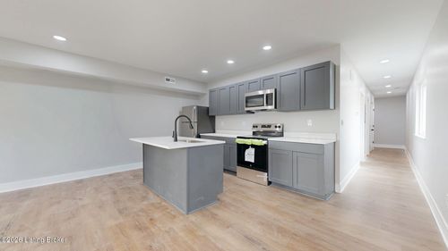 201-116 Bauer Ave, Louisville, KY, 40207 | Card Image