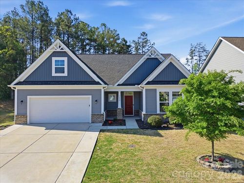 7612 Tanglewood Way, Denver, NC, 28037-9227 | Card Image