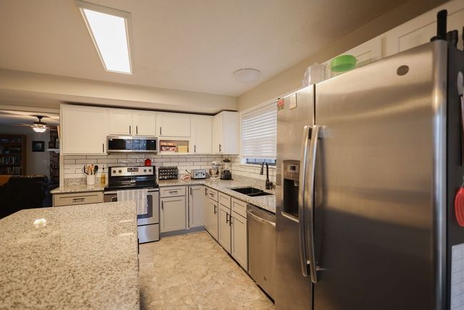 704 Elizabeth Dr, House other with 3 bedrooms, 3 bathrooms and null parking in Mountain Home AR | Image 5