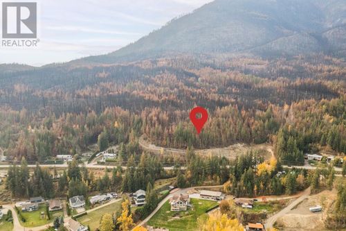 8767 Holding Rd, Chase, BC, V0E1M2 | Card Image