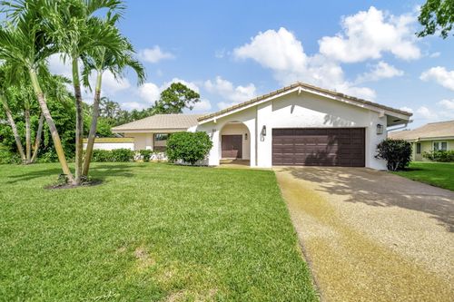 804 Foxpointe Cir, Delray Beach, FL, 33445-4312 | Card Image