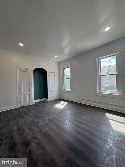 4133 Pennsgrove Street, Philadelphia, PA, 19104 | Card Image