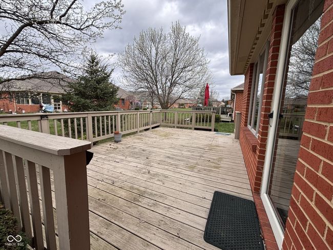 Deck | Image 21