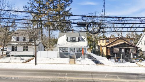 240 River Ave, Lakewood, NJ, 08701-4809 | Card Image