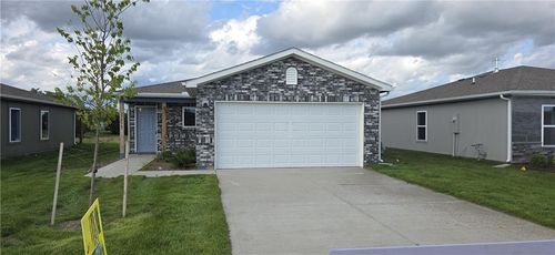 37854 W 207th Ter, Edgerton, KS, 66021-6510 | Card Image