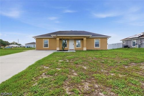 7075 Tide Cir, Labelle, FL, 33935-5477 | Card Image