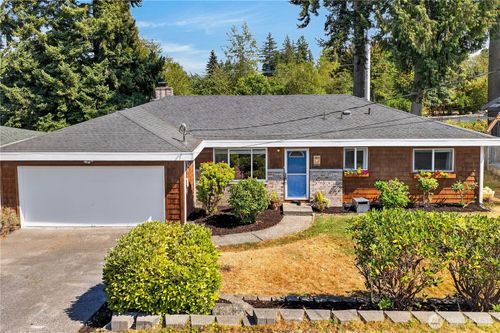 7825 Highland Drive, Everett, WA, 98203 | Card Image