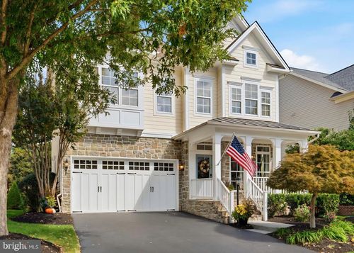 42746 Explorer Dr, BRAMBLETON, VA, 20148-7250 | Card Image