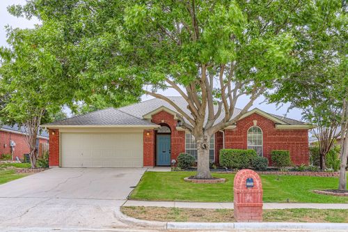 2204 Savannah Dr, Mansfield, TX, 76063-5191 | Card Image