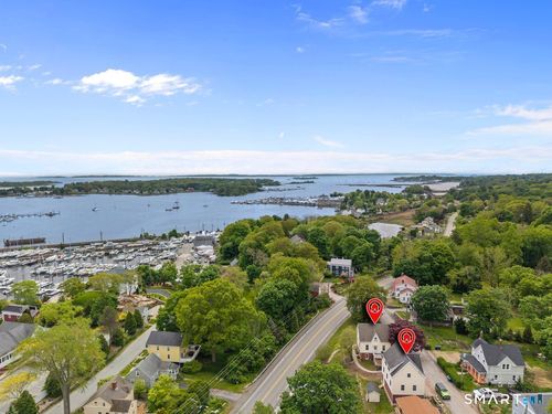 2 Ashby St, Mystic, CT, 06355-2424 | Card Image