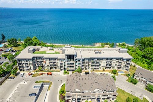 313-35 Southshore Cres, Stoney Creek, ON, L8E0J2 | Card Image