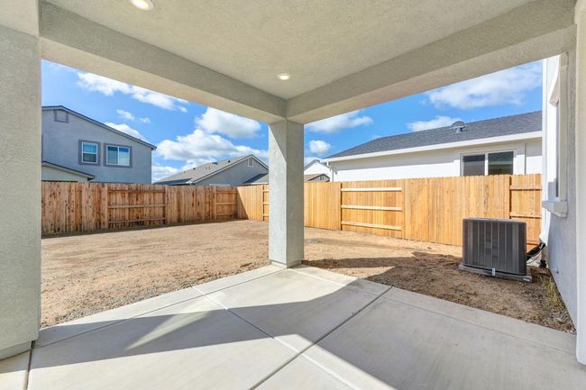 2337 Longmire Loop, House other with 4 bedrooms, 3 bathrooms and null parking in Roseville CA | Image 11