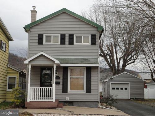 439 W Market St, Danville, PA, 17821-1891 | Card Image