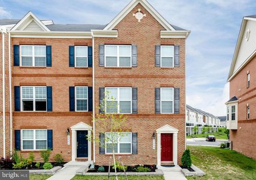 8000 Blue Stream Dr, ELKRIDGE, MD, 21075-8158 | Card Image