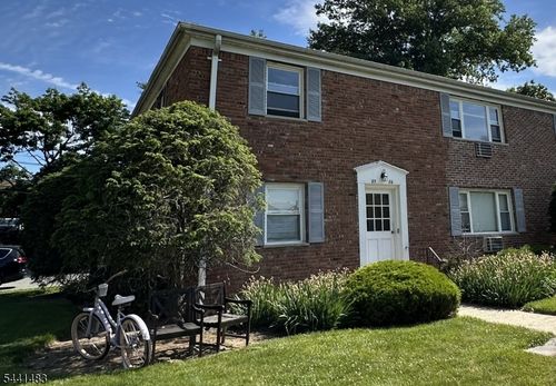 86-43 Conforti Ave, West Orange, NJ, 07052-2818 | Card Image