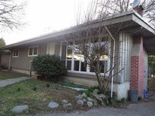 11331 Loughren Dr, Surrey, BC, V3R4Z3 | Card Image