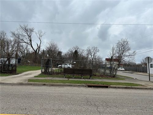 624 Steel Street, Youngstown, OH, 44509 | Card Image