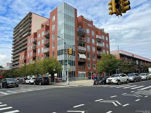 phc-38-30 Parsons Blvd, Flushing, NY, 11354-5843 | Card Image
