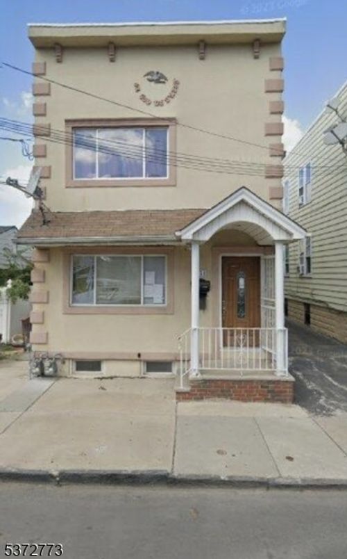 331 Amity St, Elizabeth, NJ, 07202-3939 | Card Image
