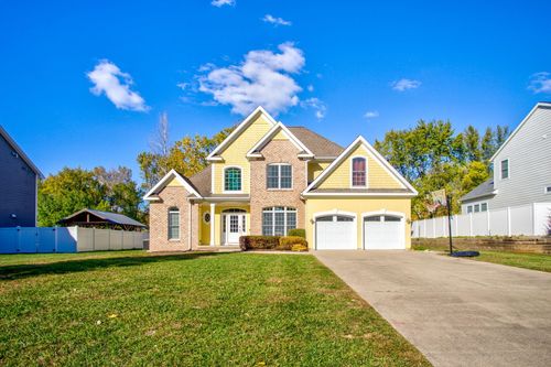 7409 Mitchell Ct, South Haven, MI, 49090-7174 | Card Image