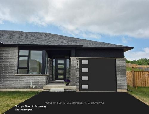 {{alt}} | Card Image