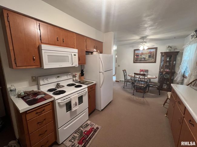 633 Mission Dr, House other with 3 bedrooms, 2 bathrooms and null parking in Kewanee IL | Image 13