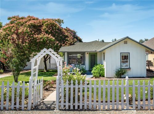 3540 Cedar St, SANTA YNEZ, CA, 93460-9684 | Card Image