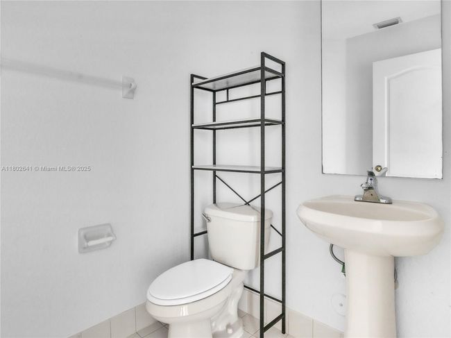 16628 Sw 47 Th Ter, Townhouse with 3 bedrooms, 3 bathrooms and null parking in Miami FL | Image 9